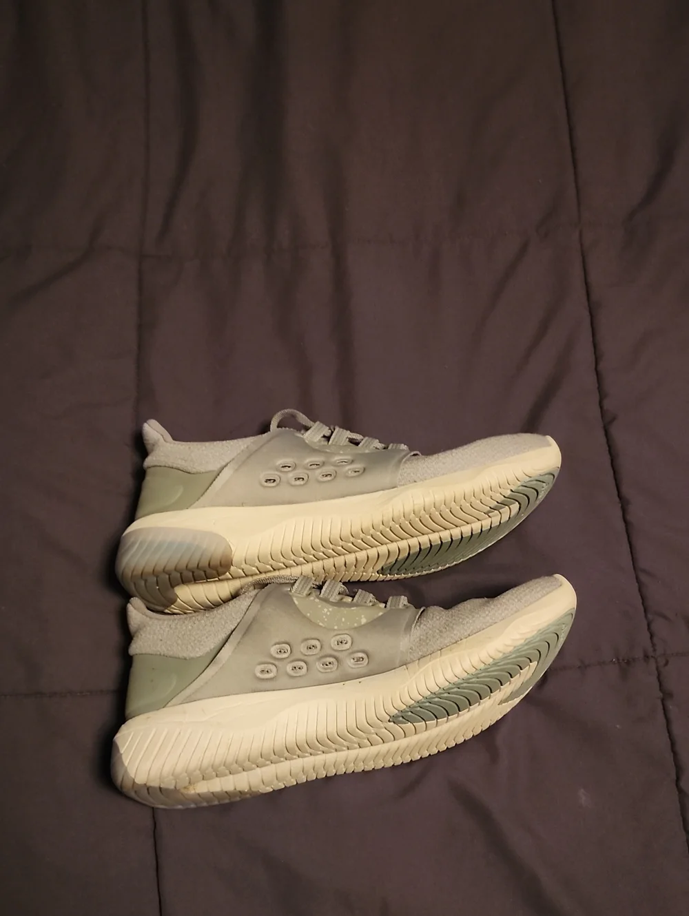 Asics light gray